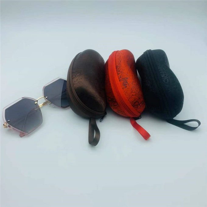 Hard Zipper Designer Sunglasses Case Multiple Sunglasses Travel Case English Letters Pattern 3