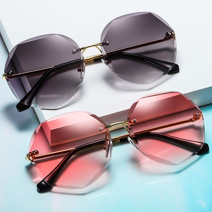 Colorful Gradient Lens Rivets Fashion Rimless Women Sunglasses 8